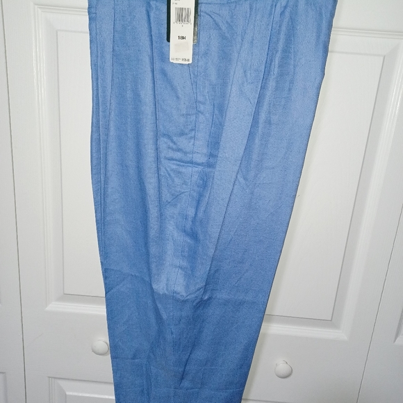 Lauren Ralph Lauren 4pc ensemble - Picture 12 of 16